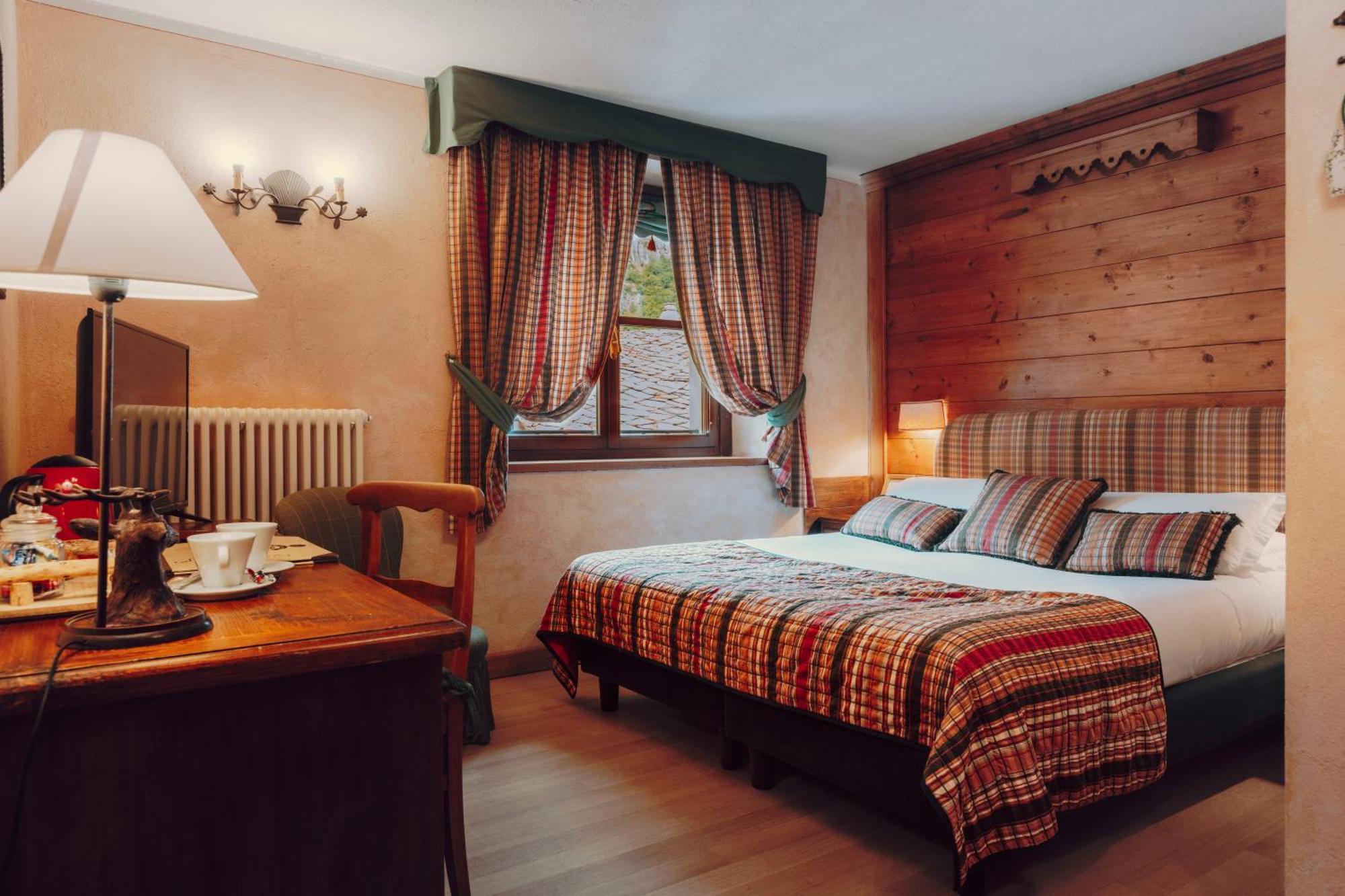 Novecento Romantic - Estella Collection & Experience 4*